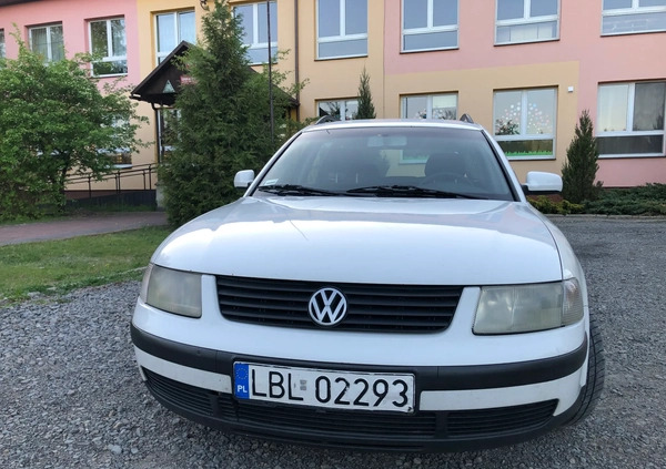 Volkswagen Passat cena 3500 przebieg: 541990, rok produkcji 1999 z Sieradz małe 56